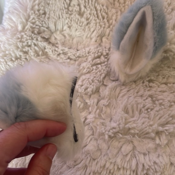 Fuzzy White Bunny Ear clips faux fur fox ears possibly - Picture 6 of 7